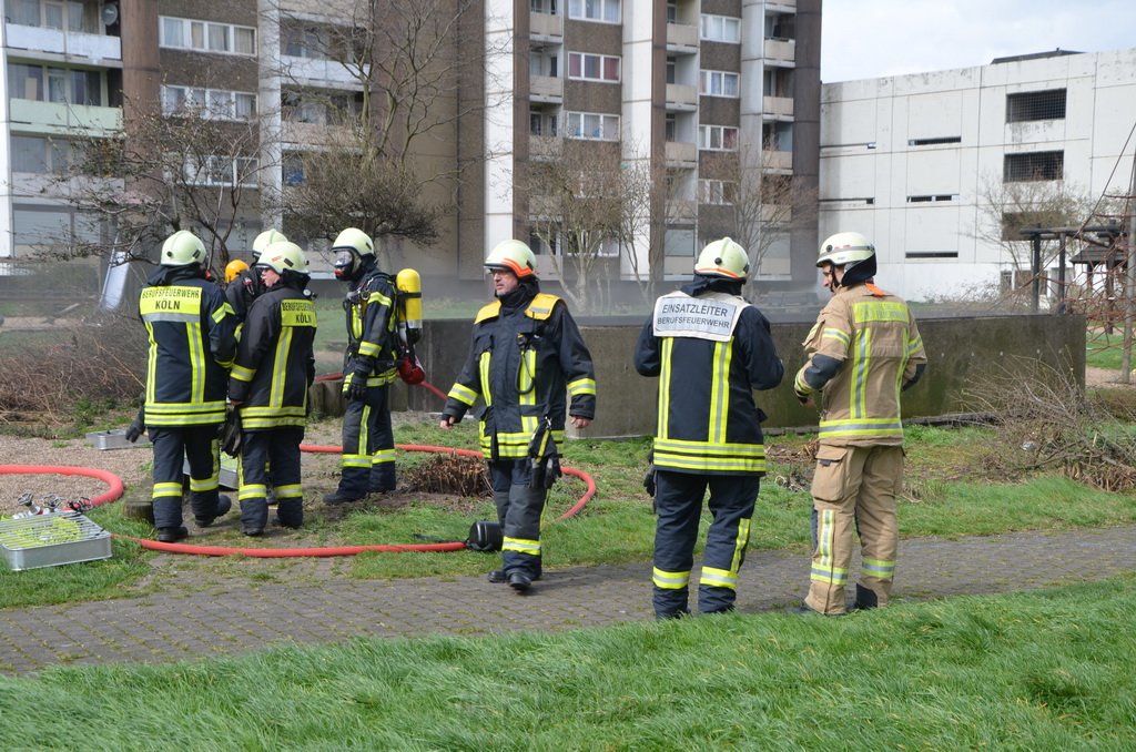 Feuer 3 Koeln Mechernich An der Fuhr P119.JPG - Miklos Laubert